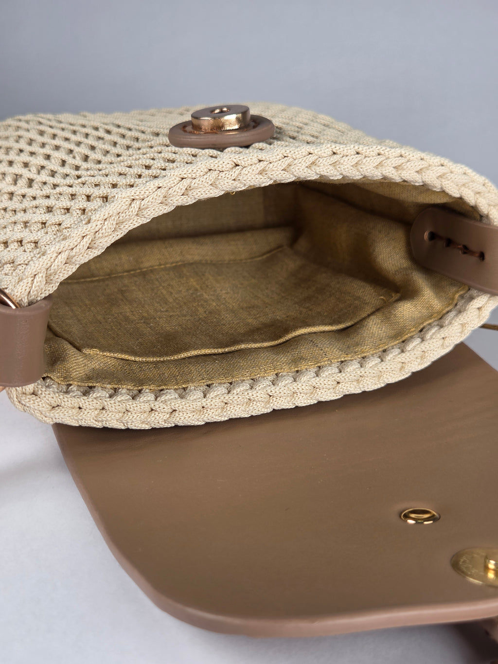 Crochet crossbody bag
