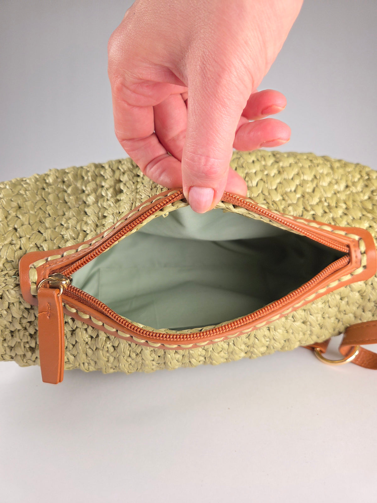 Crochet Raffia Shoulder Bag