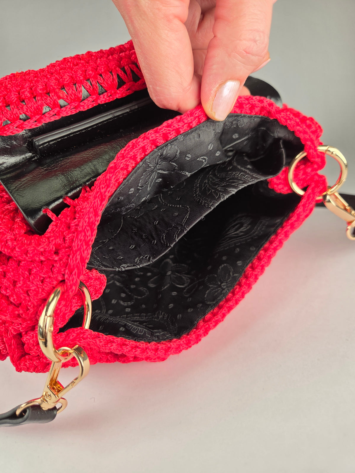 Crocheted Floral Handbag